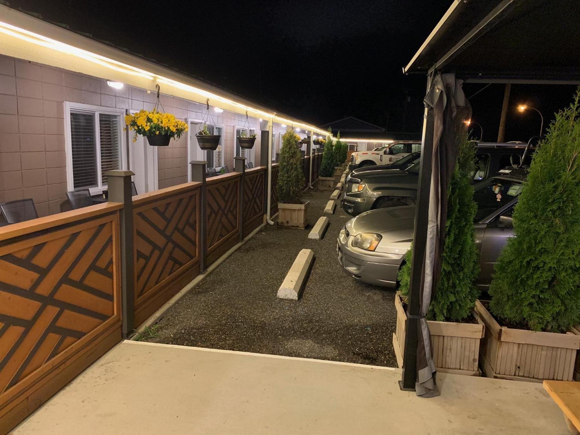 Sunset Motel Cache Creek Buitenkant foto